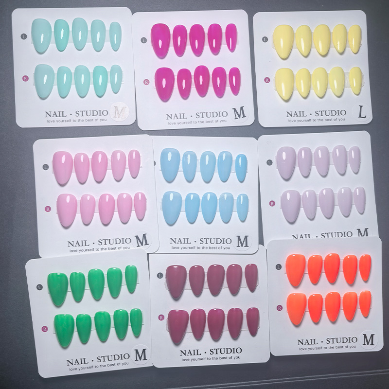Nail Art Orange - 10 stuks Amandelvormige opzetnagels Handgemaakt Felle